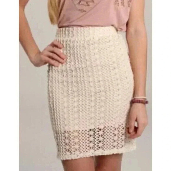 Free People All About You Pencil Skirt 2 Cream Crochet Lace Lined Sexy City Slim - Picture 1 of 12